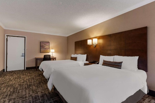 Best Western Ville-Marie Hotel & Suites image 10